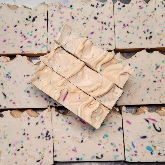 Gentilly Lace - Almond Berry Artisan Soap