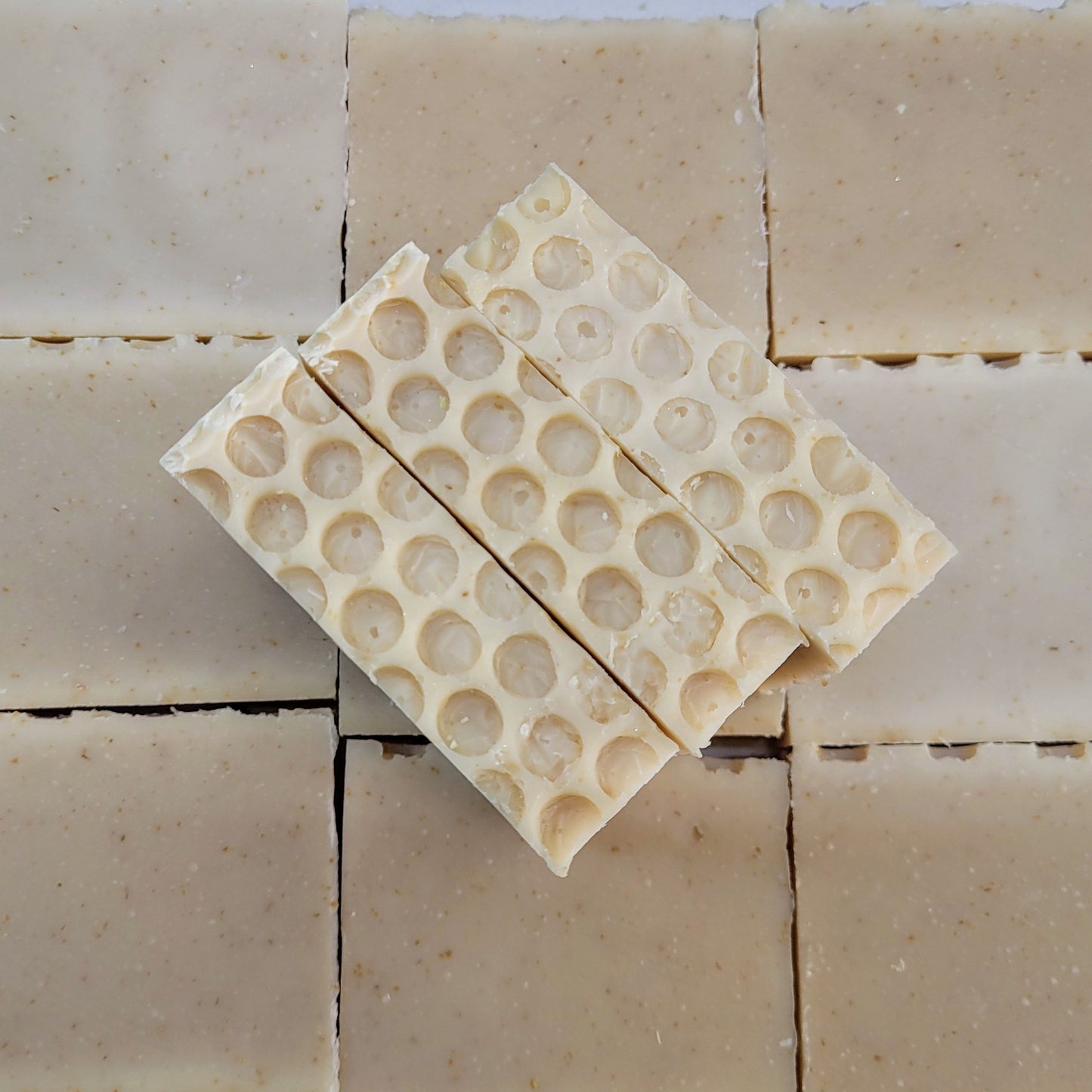 Oatmeal Honey Artisan Soap - Sensitive Skin - 5oz