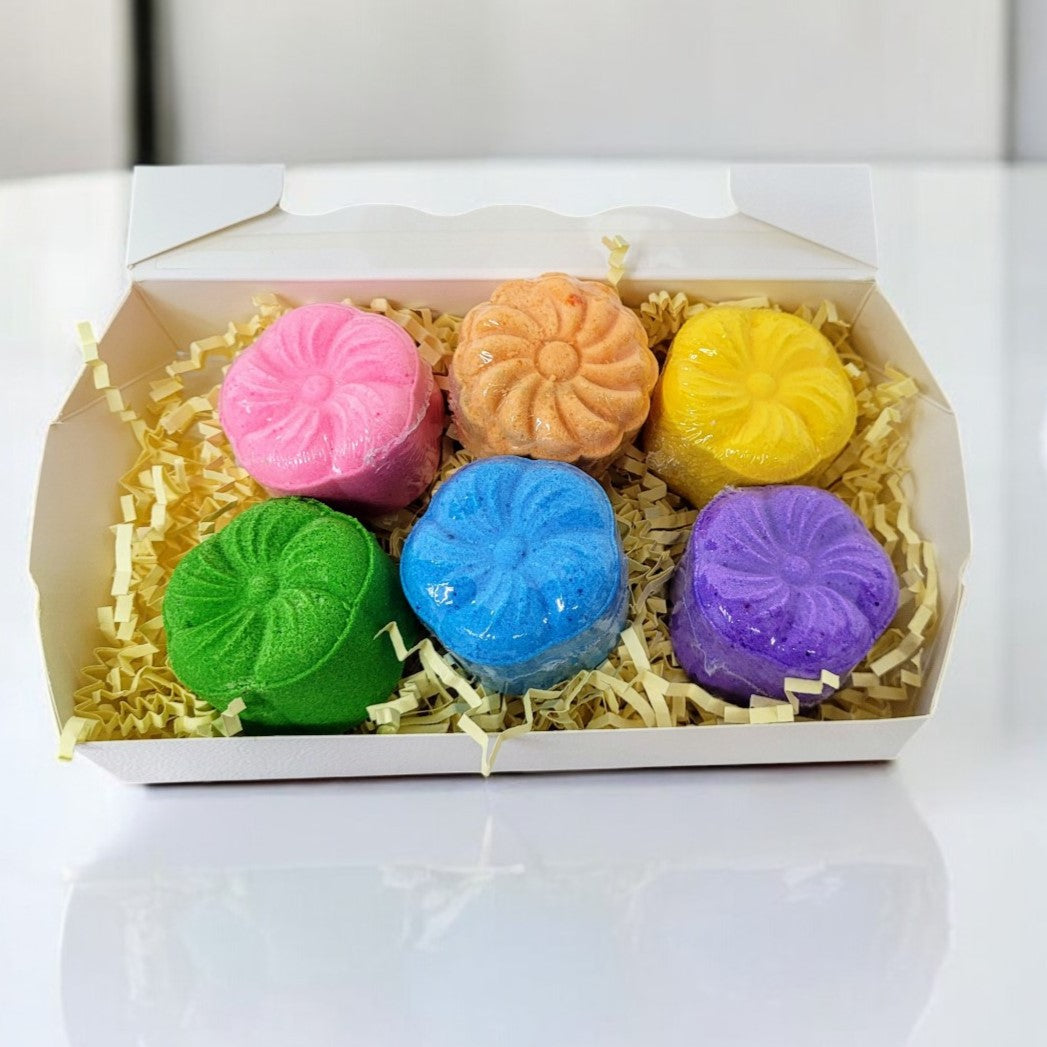 Blooming Bath Time Gift Set: 6 Mini Flower Shaped Bath Bombs
