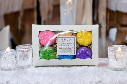 Blooming Bath Time Gift Set: 6 Mini Flower Shaped Bath Bombs