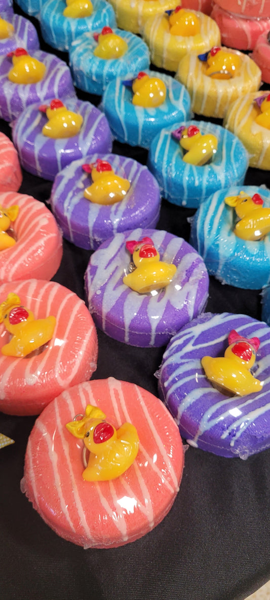 "Spirit Splash" Cheer Duck Donut