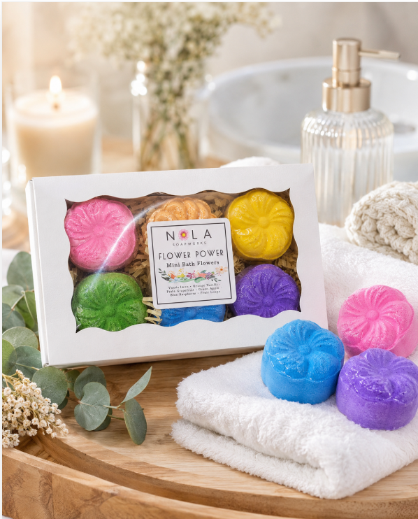 Blooming Bath Time Gift Set: 6 Mini Flower Shaped Bath Bombs